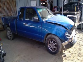 1996 TOYOTA TACOMA, BLUE, EXTD CAB, 2.4, AT, 2WD.  Z25242
